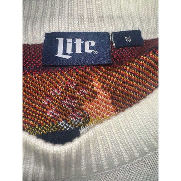 OFFICIAL 2023 MILLER LITE MEN'S UGLY CHRISTMAS HOLIDAY HOP-LIGHTS SWEATER size M - Picture 4 of 5